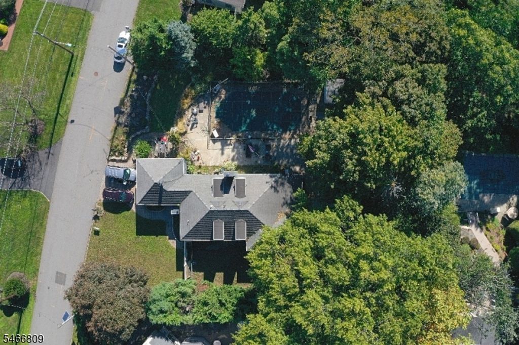 110 Kingwood Dr, Little Falls Twp., NJ 07424 — photo 3