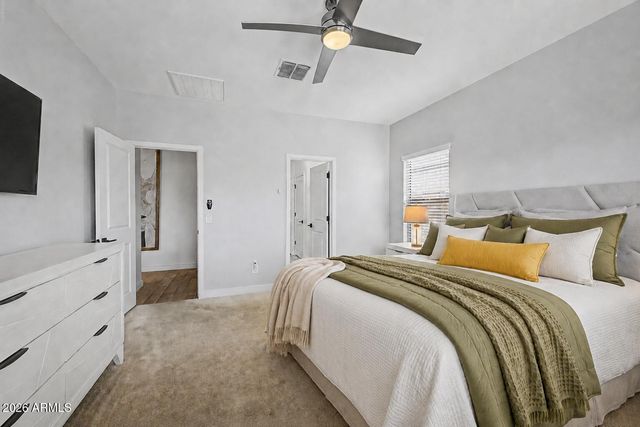 8620 W HAYWARD Avenue, Glendale, AZ 85305