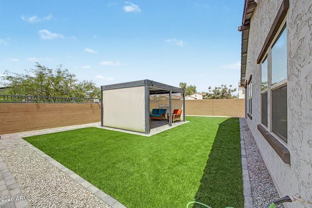 8620 W HAYWARD Avenue, Glendale, AZ 85305