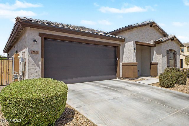 8620 W HAYWARD Avenue, Glendale, AZ 85305