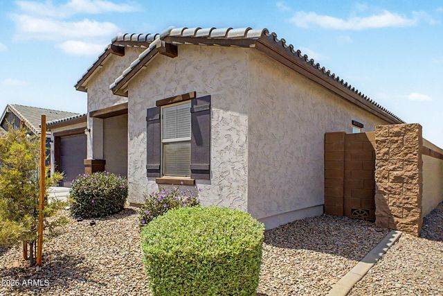 8620 W HAYWARD Avenue, Glendale, AZ 85305