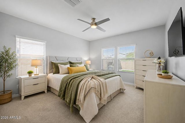 8620 W HAYWARD Avenue, Glendale, AZ 85305