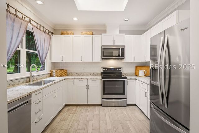 10 Plantation Homes Dr, Daufuskie Island, SC 29915