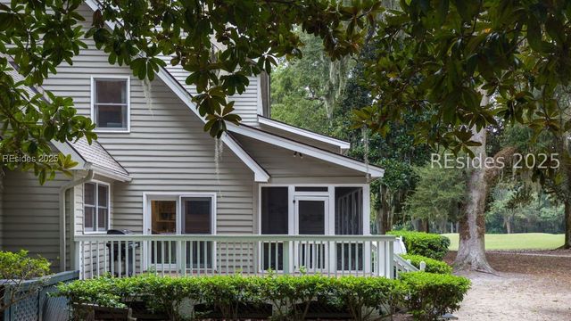 10 Plantation Homes Dr, Daufuskie Island, SC 29915
