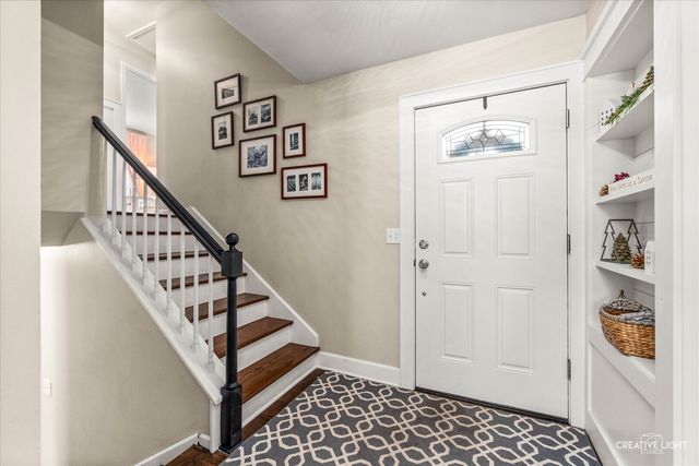 806 Fellows Street, St. Charles, IL 60174