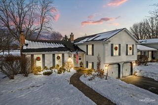 806 Fellows Street, St. Charles, IL 60174