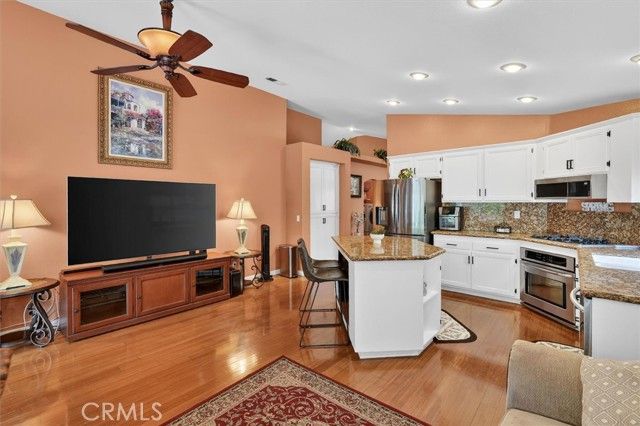 25845 Anderson Lane, Stevenson Ranch, CA 91381