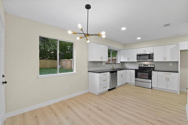 2322 Aprilmont Drive, Sugar Land, TX 77498