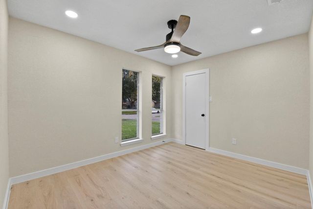 2322 Aprilmont Drive, Sugar Land, TX 77498