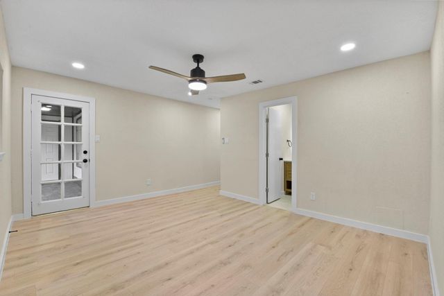 2322 Aprilmont Drive, Sugar Land, TX 77498