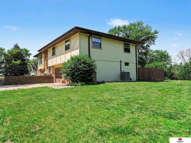 14500 Elder Circle, Plattsmouth, NE 68048