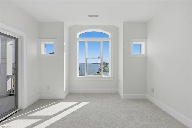503 Pointe Vista DR, Elizabeth City, NC 27909