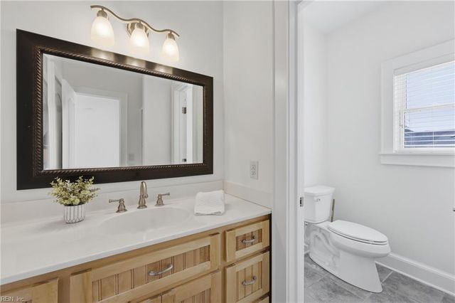503 Pointe Vista DR, Elizabeth City, NC 27909