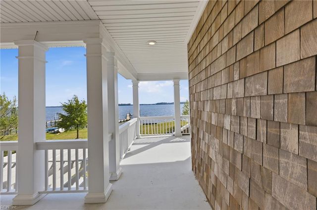 503 Pointe Vista DR, Elizabeth City, NC 27909