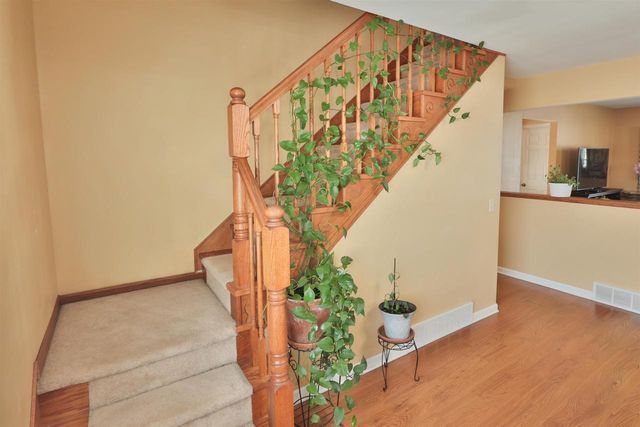 219 N 2ND STREET, Abbotsford, WI 54405