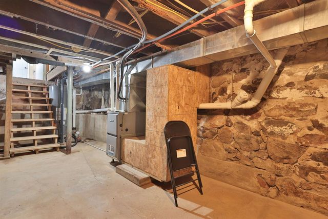 219 N 2ND STREET, Abbotsford, WI 54405