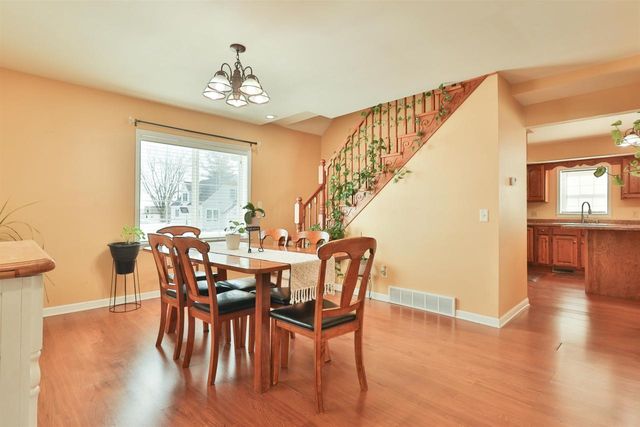 219 N 2ND STREET, Abbotsford, WI 54405