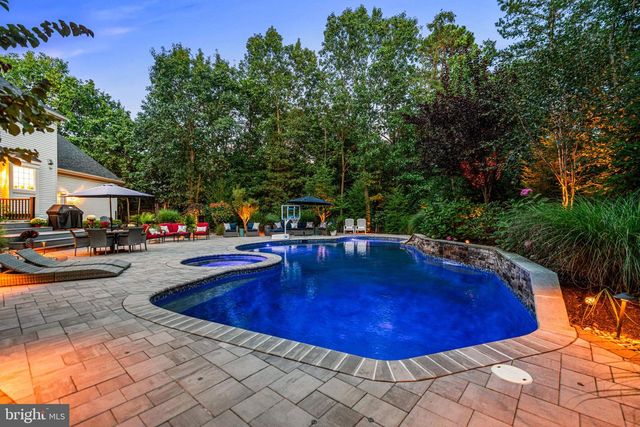 5 SOMERTON SQ, Medford, NJ 08055