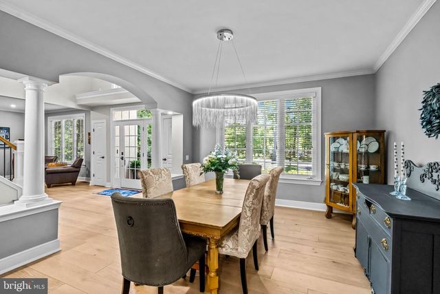 5 SOMERTON SQ, Medford, NJ 08055