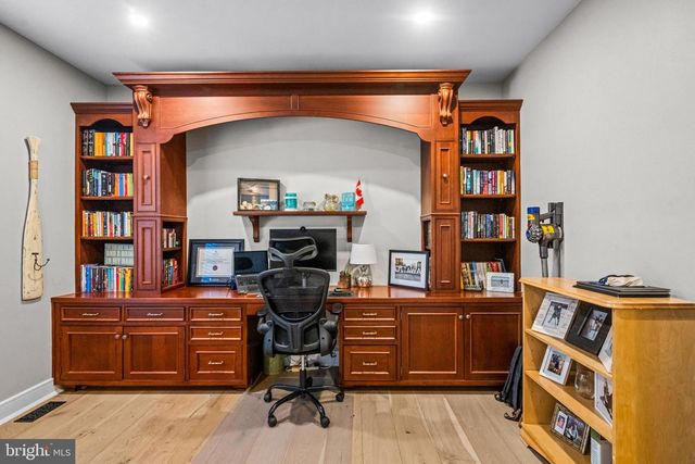 5 SOMERTON SQ, Medford, NJ 08055