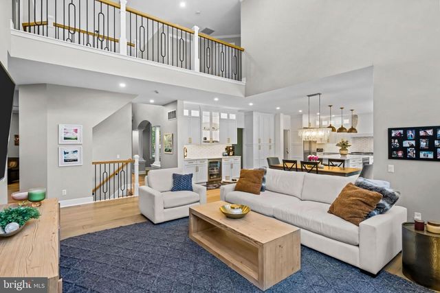 5 SOMERTON SQ, Medford, NJ 08055