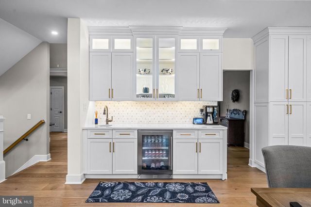 5 SOMERTON SQ, Medford, NJ 08055
