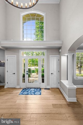 5 SOMERTON SQ, Medford, NJ 08055