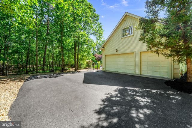 5 SOMERTON SQ, Medford, NJ 08055