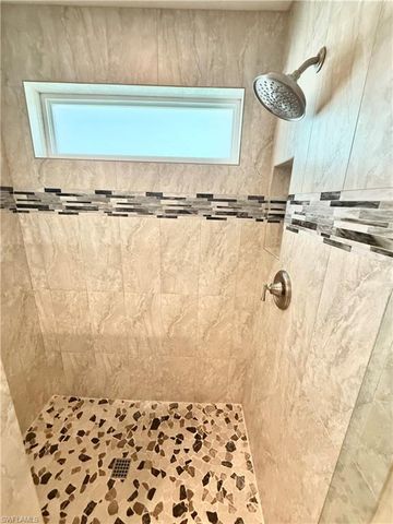 8440 Ibis Cove CIR B260, Naples, FL 34119