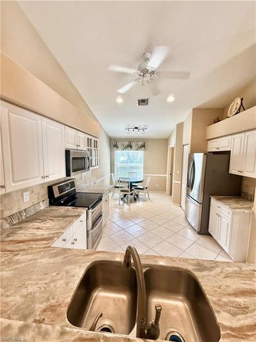 8440 Ibis Cove CIR B260, Naples, FL 34119