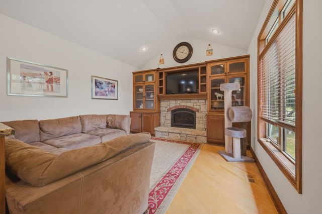 103 N Belle Terre St, Wichita, KS 67230