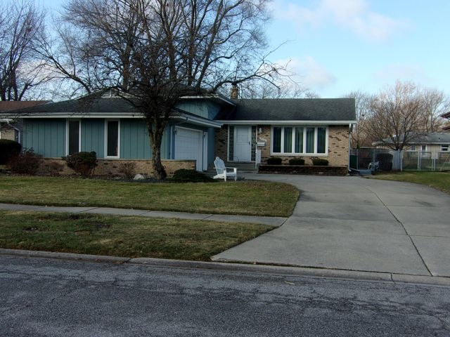 8778 Madison Avenue, Munster, IN 46321