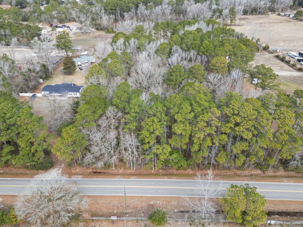 2352 Old Sanders Dr., Little River, SC 29566
