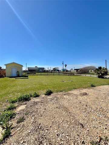 355 County Road 202, Sargent, TX 77414