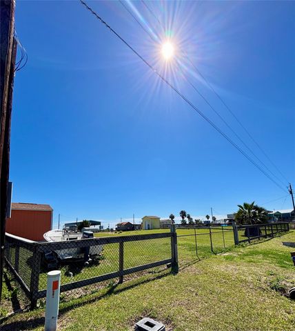 355 County Road 202, Sargent, TX 77414