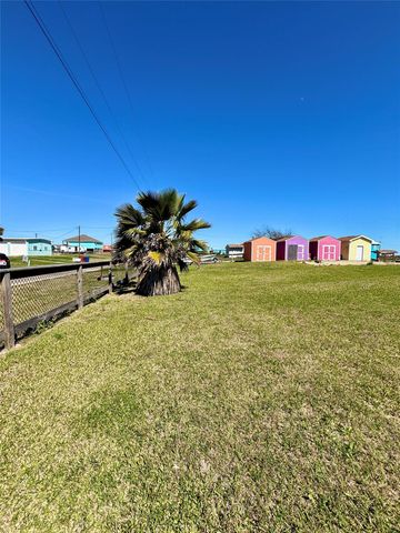 355 County Road 202, Sargent, TX 77414