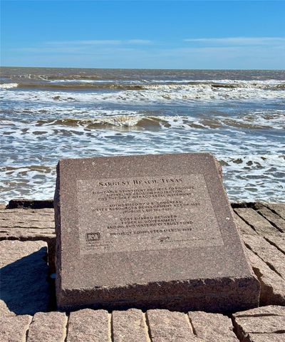 355 County Road 202, Sargent, TX 77414