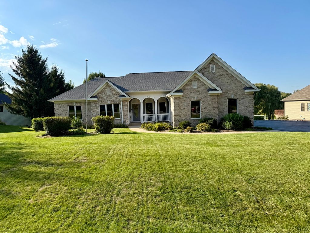 3308 Prairie Trail, Johnsburg, IL 60051