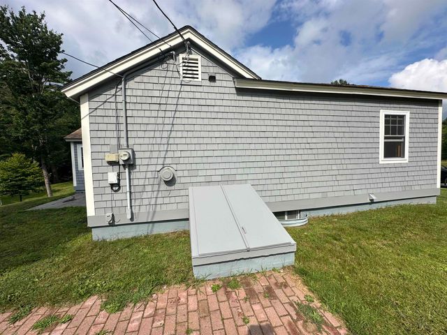 477 Dean Road, Grafton, NH 03240