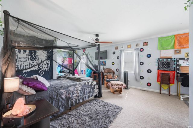 106 N County Road 200 East, Connersville, IN 47331