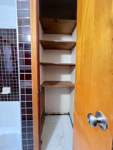 5217 S Hermitage Avenue 2F, Chicago, IL 60609