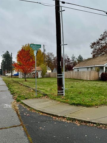 5826 N Madison St, Spokane, WA 99205