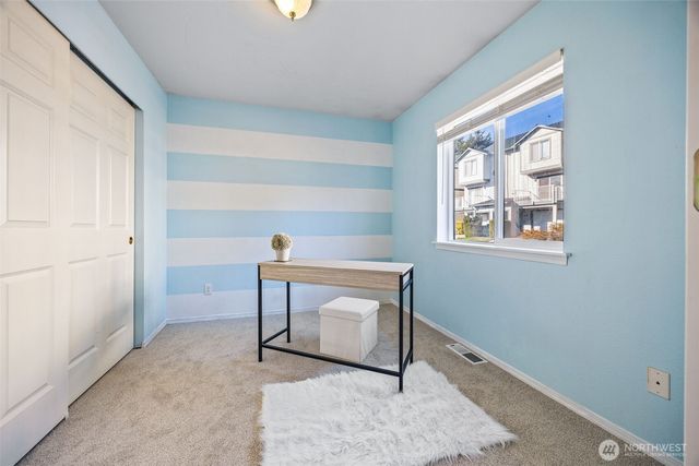 30875 State Route 20 #J1, Oak Harbor, WA 98277