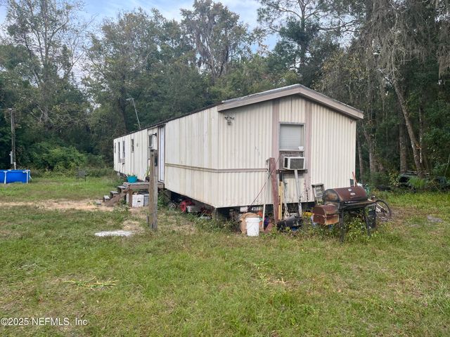 10017 FACTORY Avenue, Hampton, FL 32044