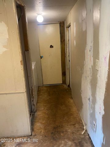 10017 FACTORY Avenue, Hampton, FL 32044