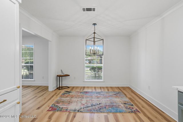 860 Rutherford Drive, Jackson, MS 39206