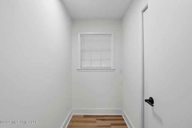 860 Rutherford Drive, Jackson, MS 39206