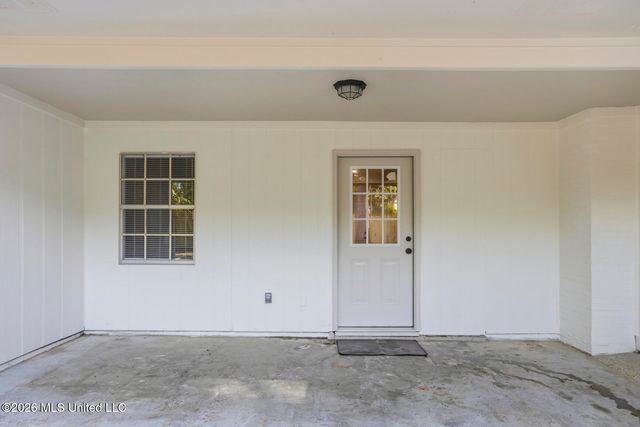 860 Rutherford Drive, Jackson, MS 39206