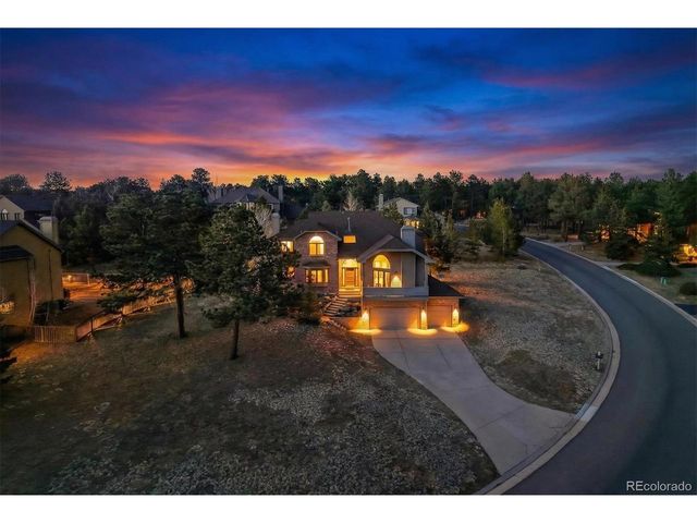 25924 Gateway Dr, Golden, CO 80401