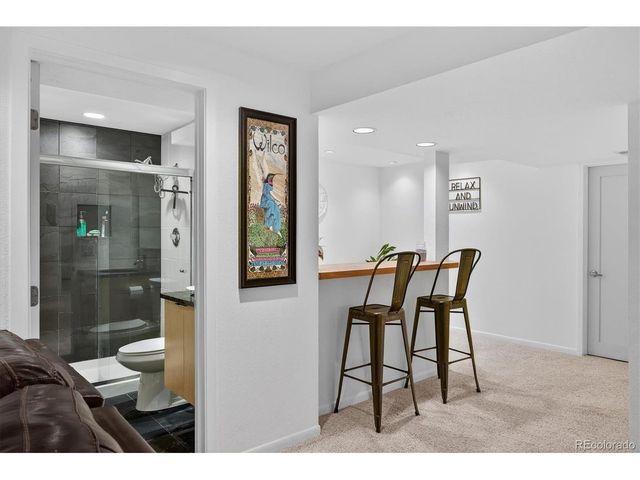 25924 Gateway Dr, Golden, CO 80401